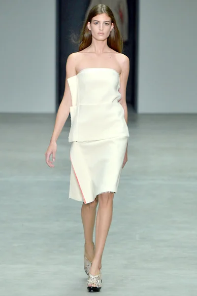 Look 1